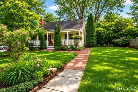 28 Raymonds Drive Fairfield CT 06824