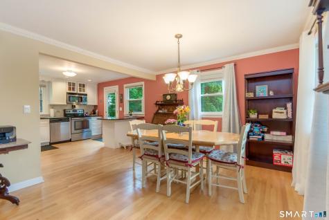 28 Raymonds Drive Fairfield CT 06824
