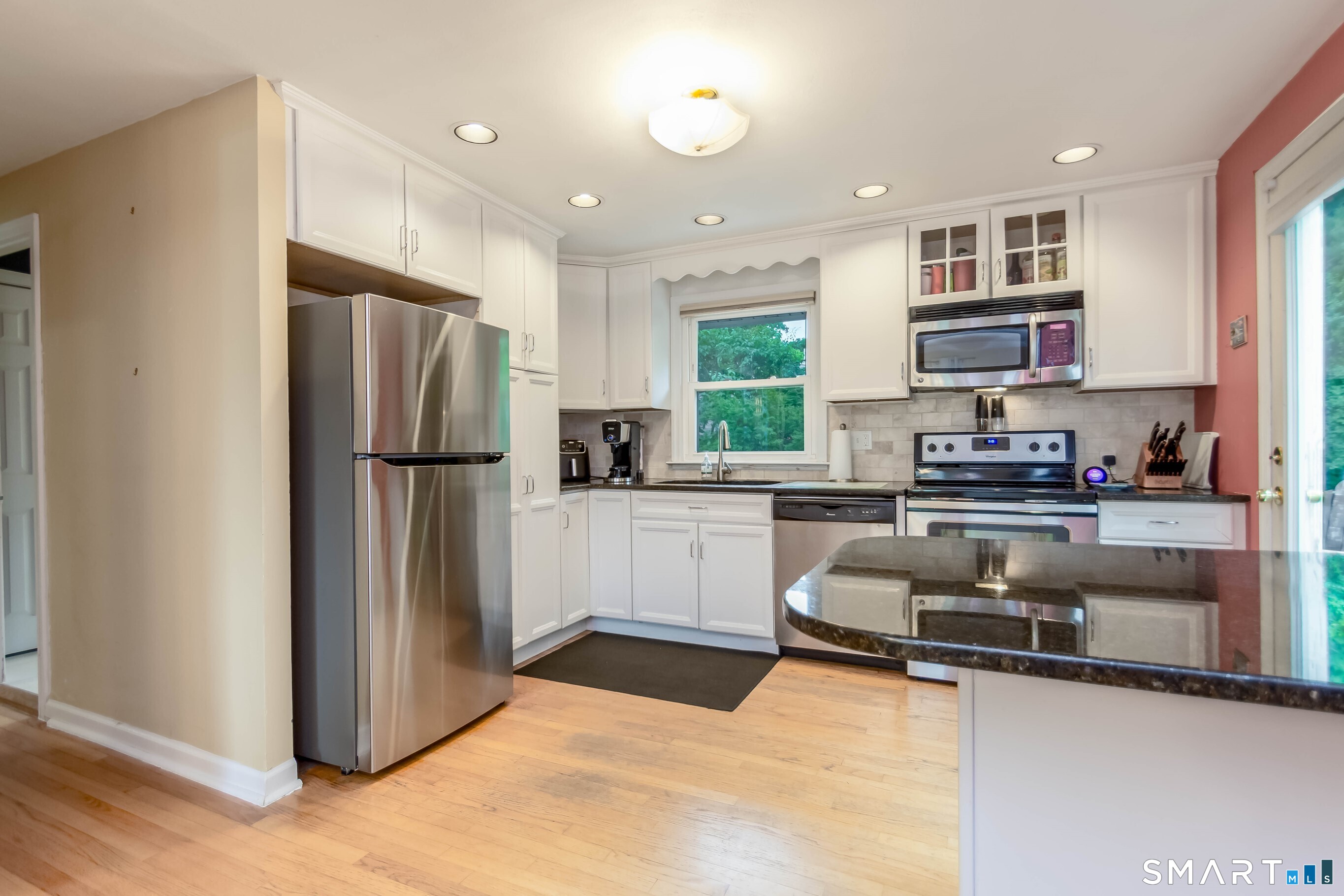 28 Raymonds Drive Fairfield CT 06824