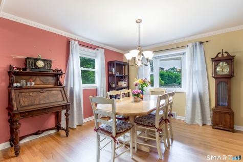 28 Raymonds Drive Fairfield CT 06824