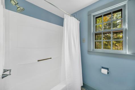 833 East Street Middletown CT 06457