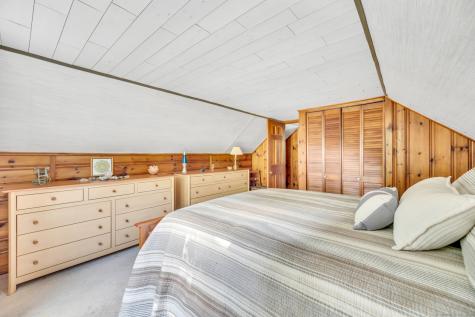 833 East Street Middletown CT 06457