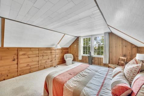 833 East Street Middletown CT 06457