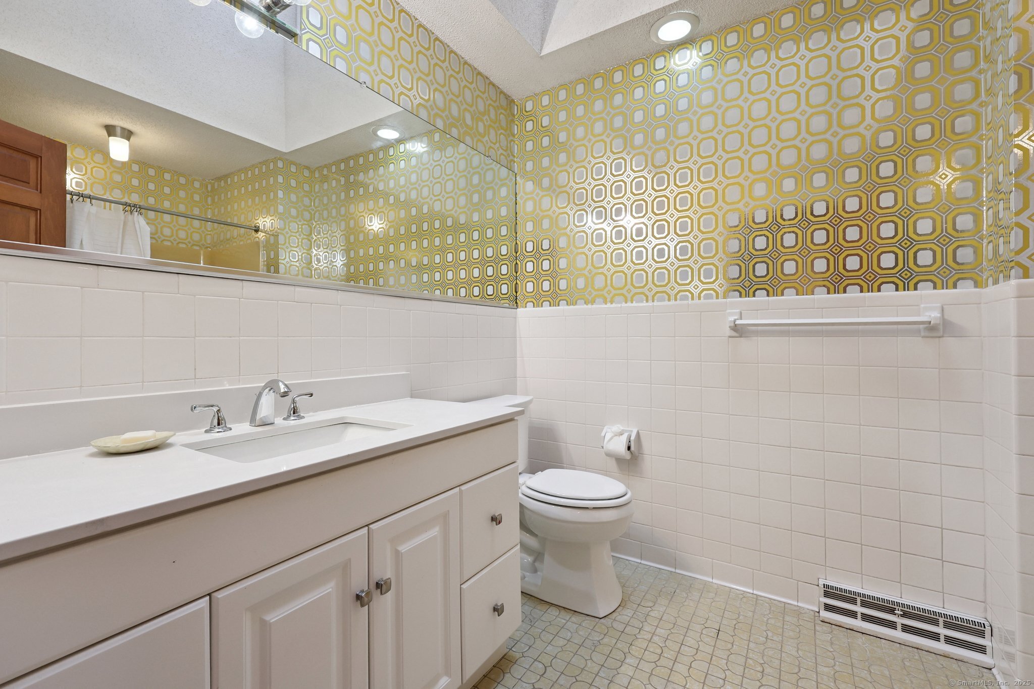 15 Pinnacle Mountain Road Simsbury CT 06070