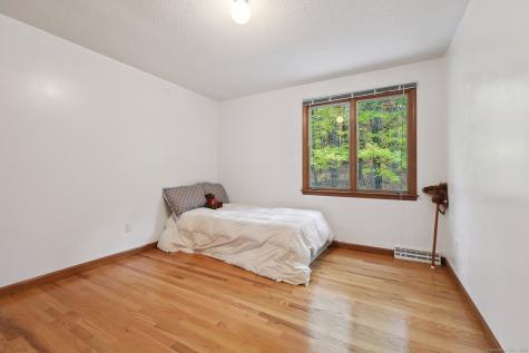 15 Pinnacle Mountain Road Simsbury CT 06070