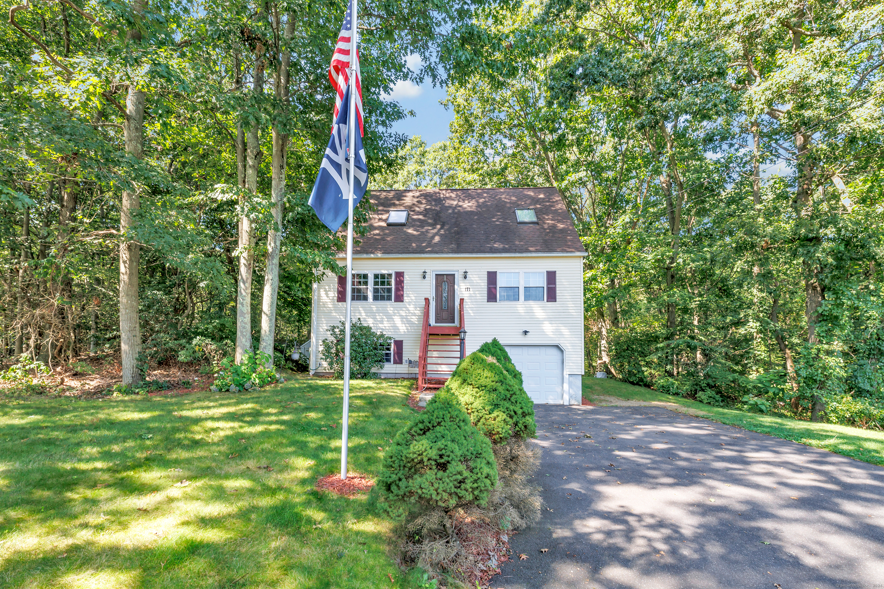 171 Grove Street Shelton CT 06484