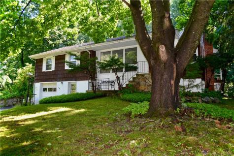 7 Fieldstone Road Brookfield CT 06804