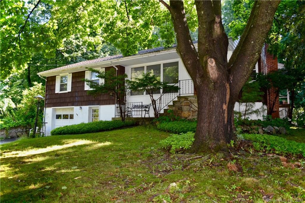 7 Fieldstone Road Brookfield CT 06804