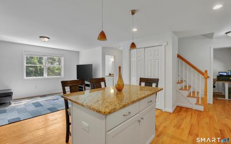 25 Gale Road Bloomfield CT 06002
