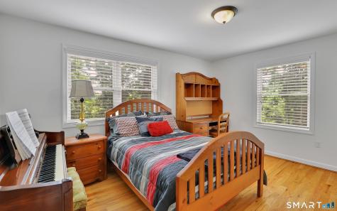 25 Gale Road Bloomfield CT 06002