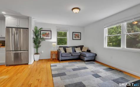 25 Gale Road Bloomfield CT 06002