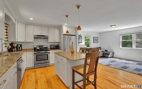25 Gale Road Bloomfield CT 06002