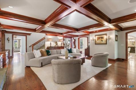 83 Long Lots Road New Canaan CT 06840