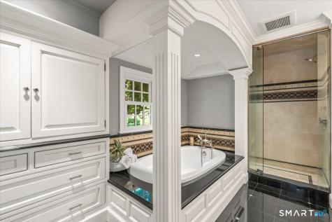 83 Long Lots Road New Canaan CT 06840