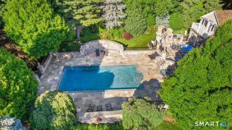 83 Long Lots Road New Canaan CT 06840