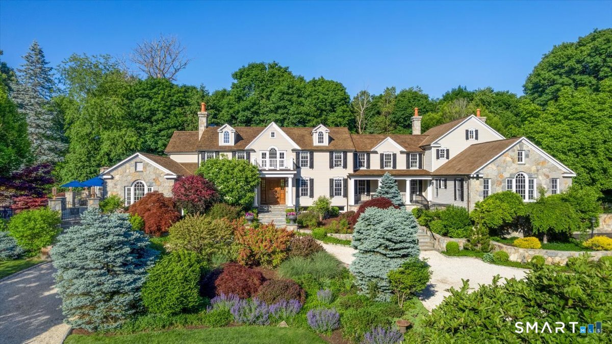 83 Long Lots Road New Canaan CT 06840