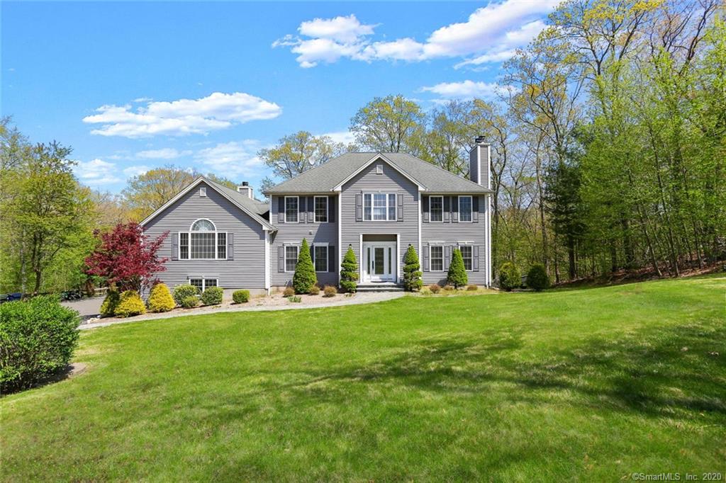 3 Hart Court Oxford CT 06478
