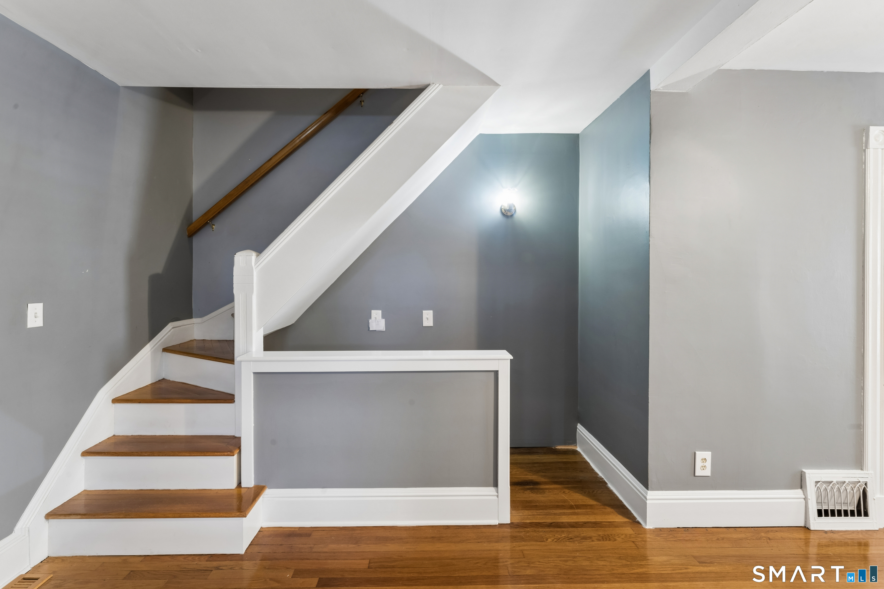 22 Hine Street West Haven CT 06516