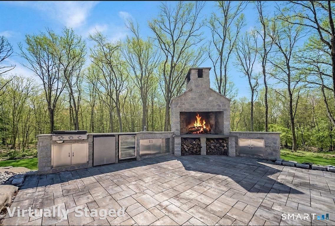 45 Island Avenue Madison CT 06443