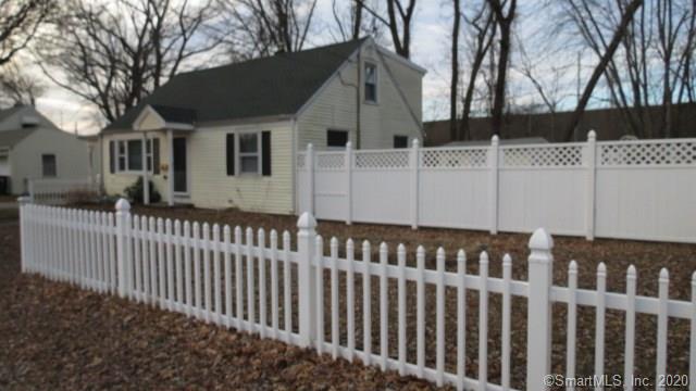 16 Northwood Place Milford CT 06461