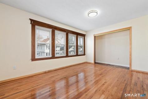 39 Irvington Street New Haven CT 06513