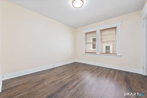 39 Irvington Street New Haven CT 06513