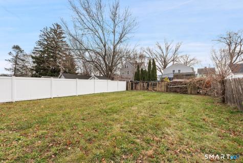 39 Irvington Street New Haven CT 06513