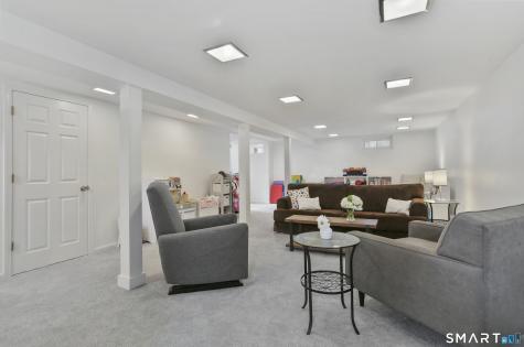 185 Windsor Road Fairfield CT 06824