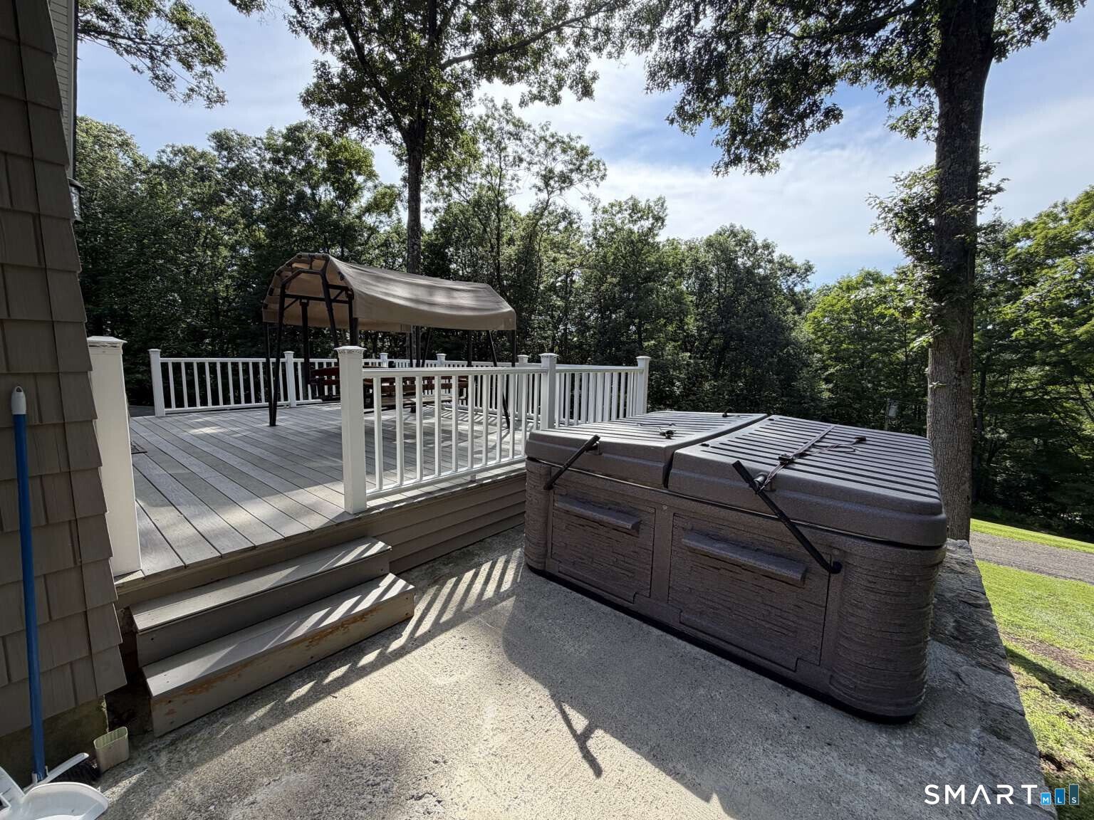85 Good Hill Road Roxbury CT 06783