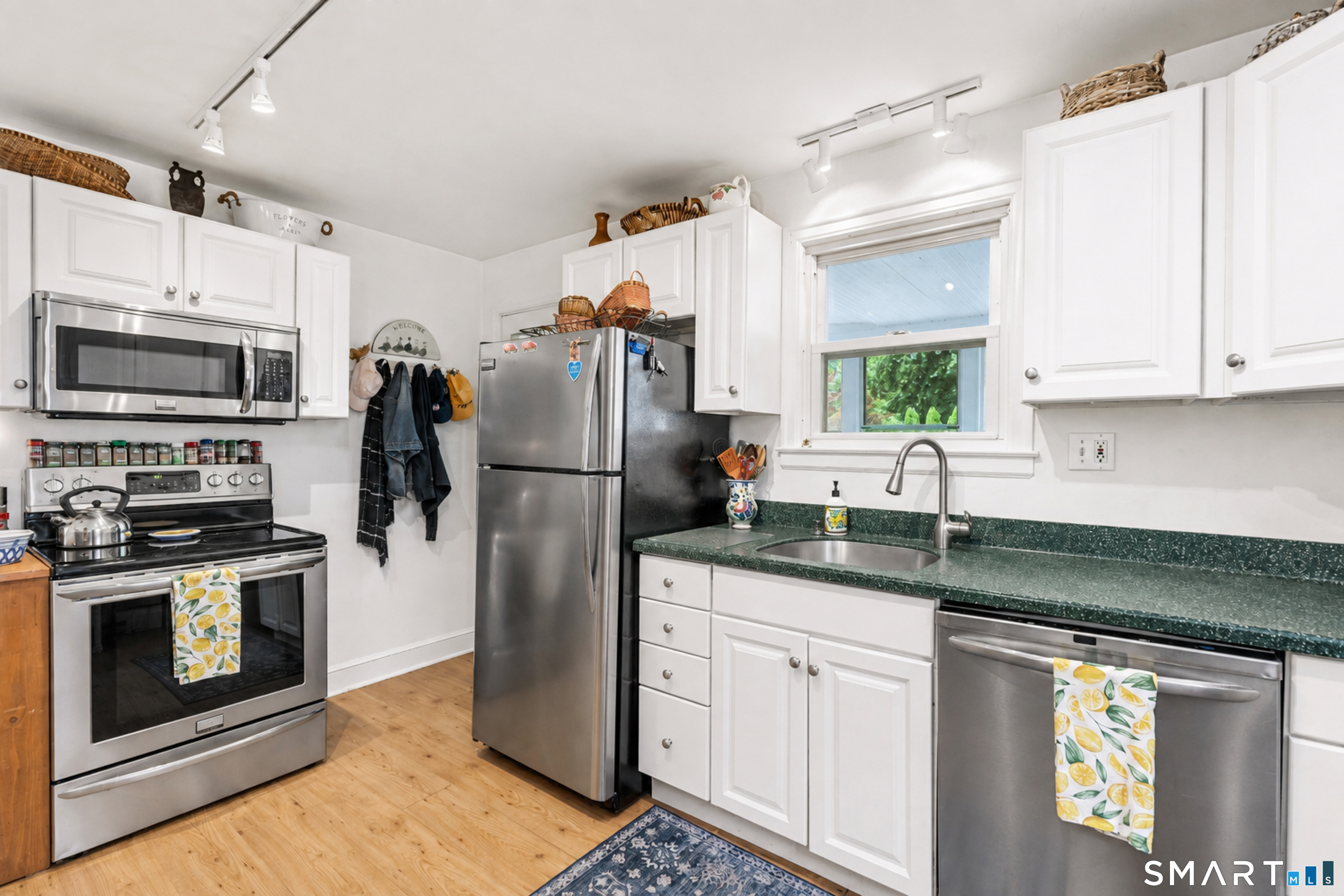 64 Meadowbrook Road West Hartford CT 06107