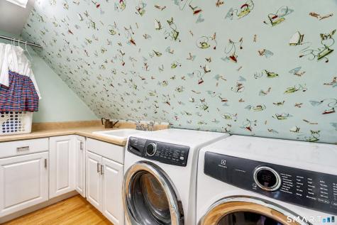 64 Meadowbrook Road West Hartford CT 06107