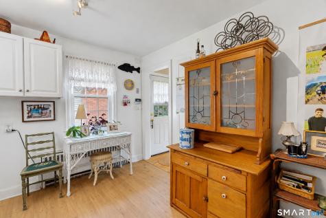 64 Meadowbrook Road West Hartford CT 06107
