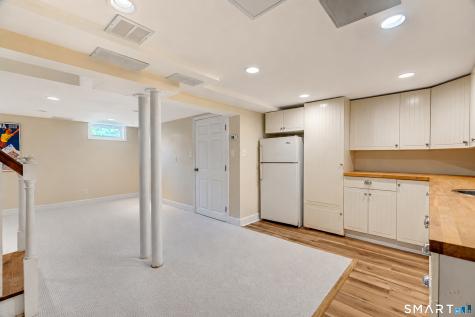 64 Meadowbrook Road West Hartford CT 06107