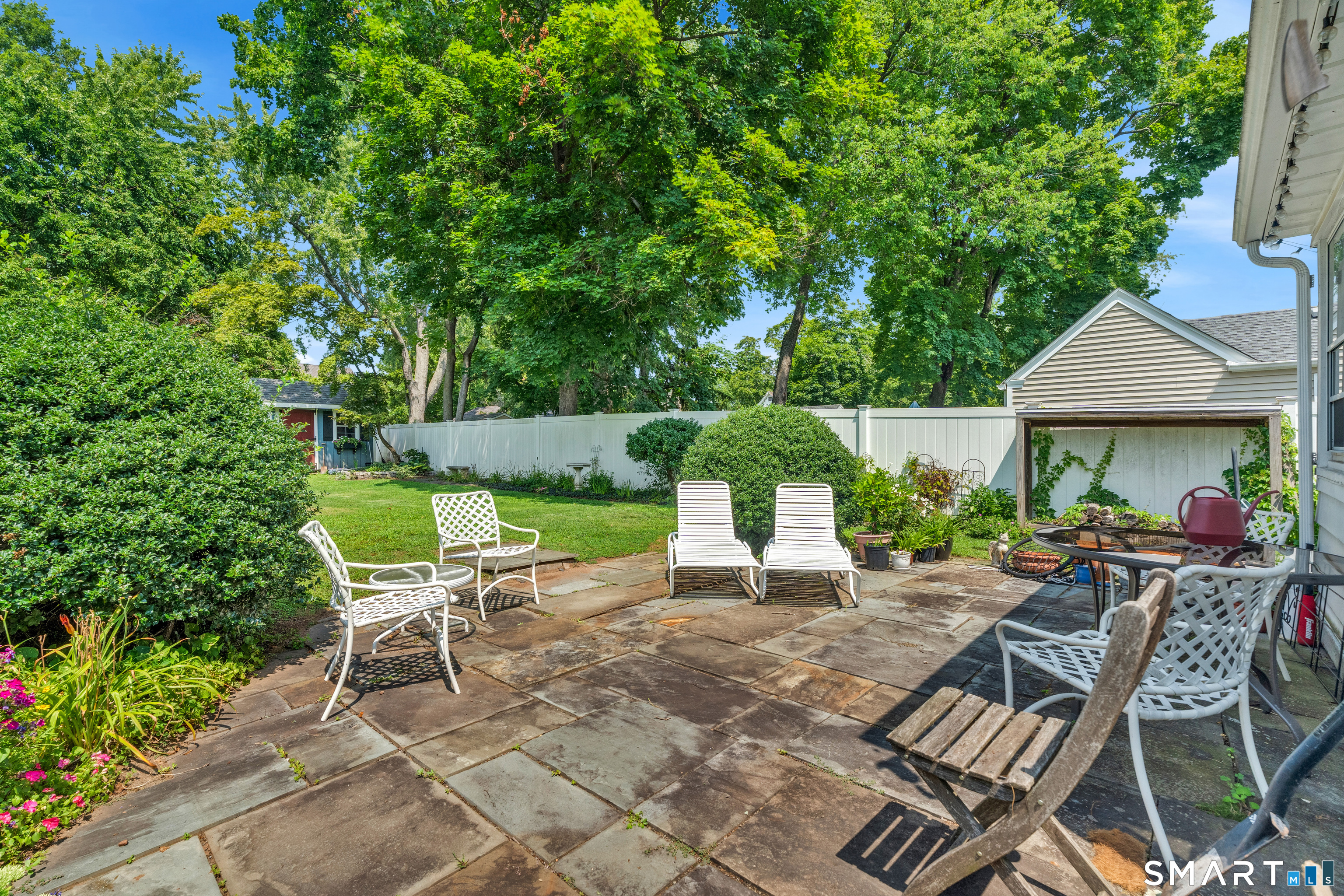 64 Meadowbrook Road West Hartford CT 06107