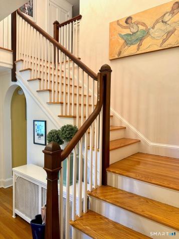 28 Colony Road West Hartford CT 06117