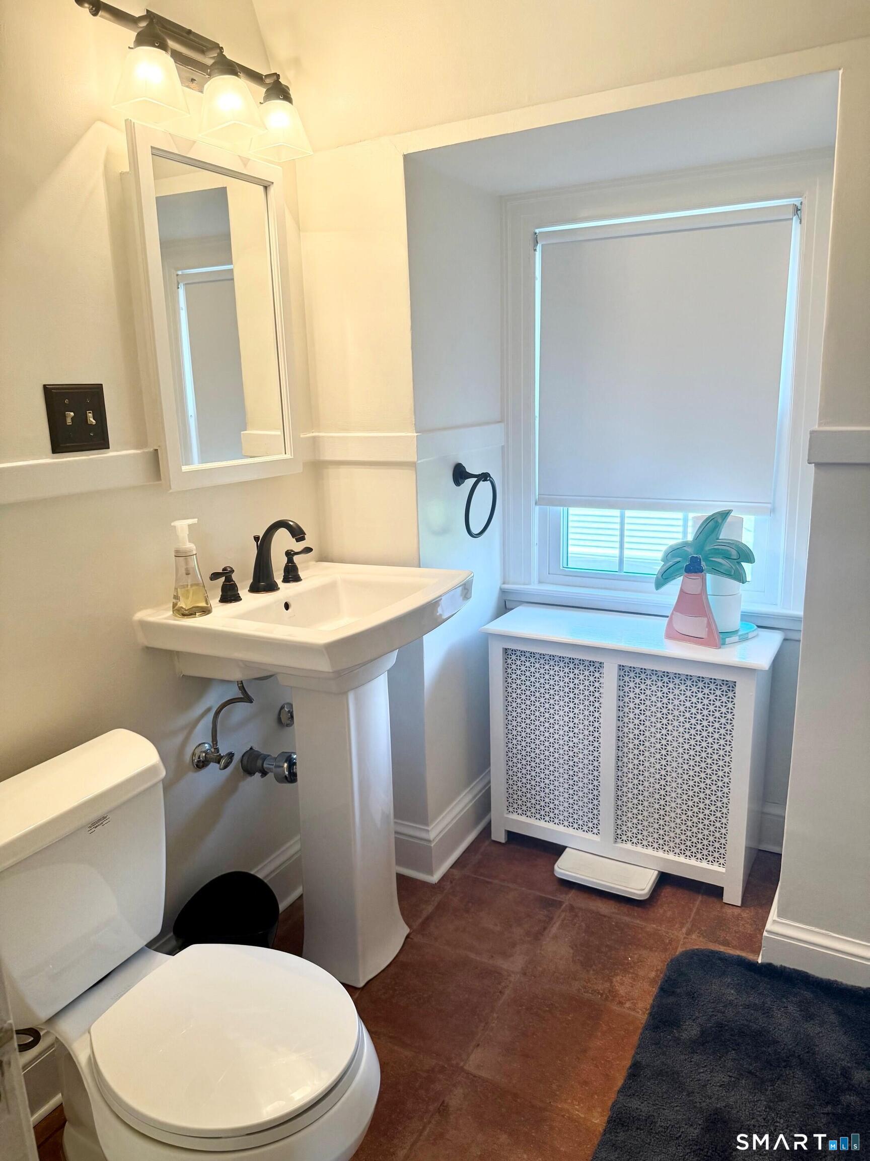 28 Colony Road West Hartford CT 06117