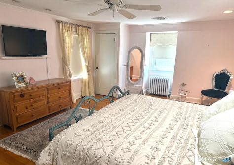 28 Colony Road West Hartford CT 06117