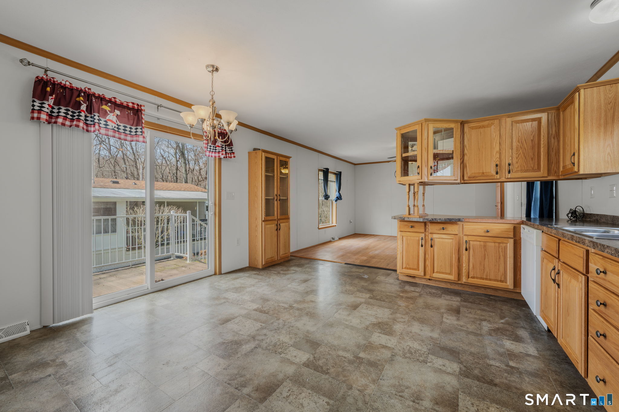 136 Hunters Road Norwich CT 06360