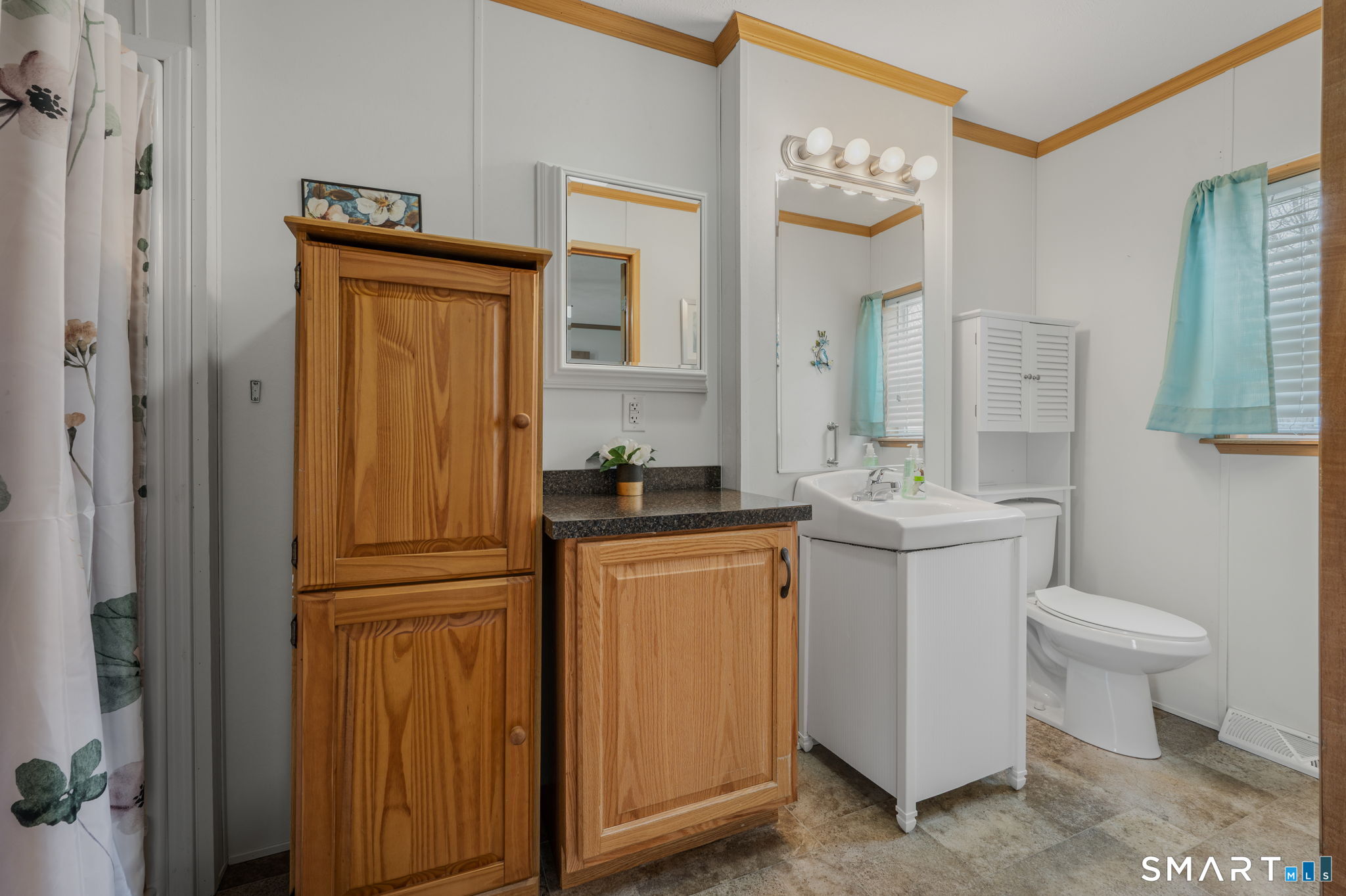 136 Hunters Road Norwich CT 06360