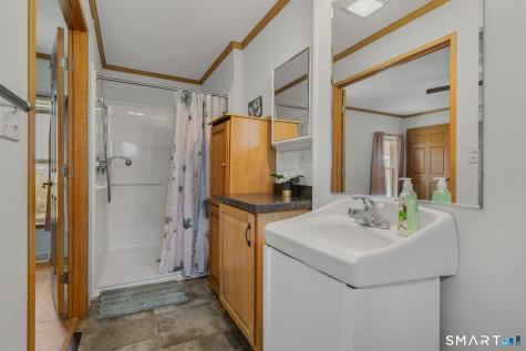 136 Hunters Road Norwich CT 06360