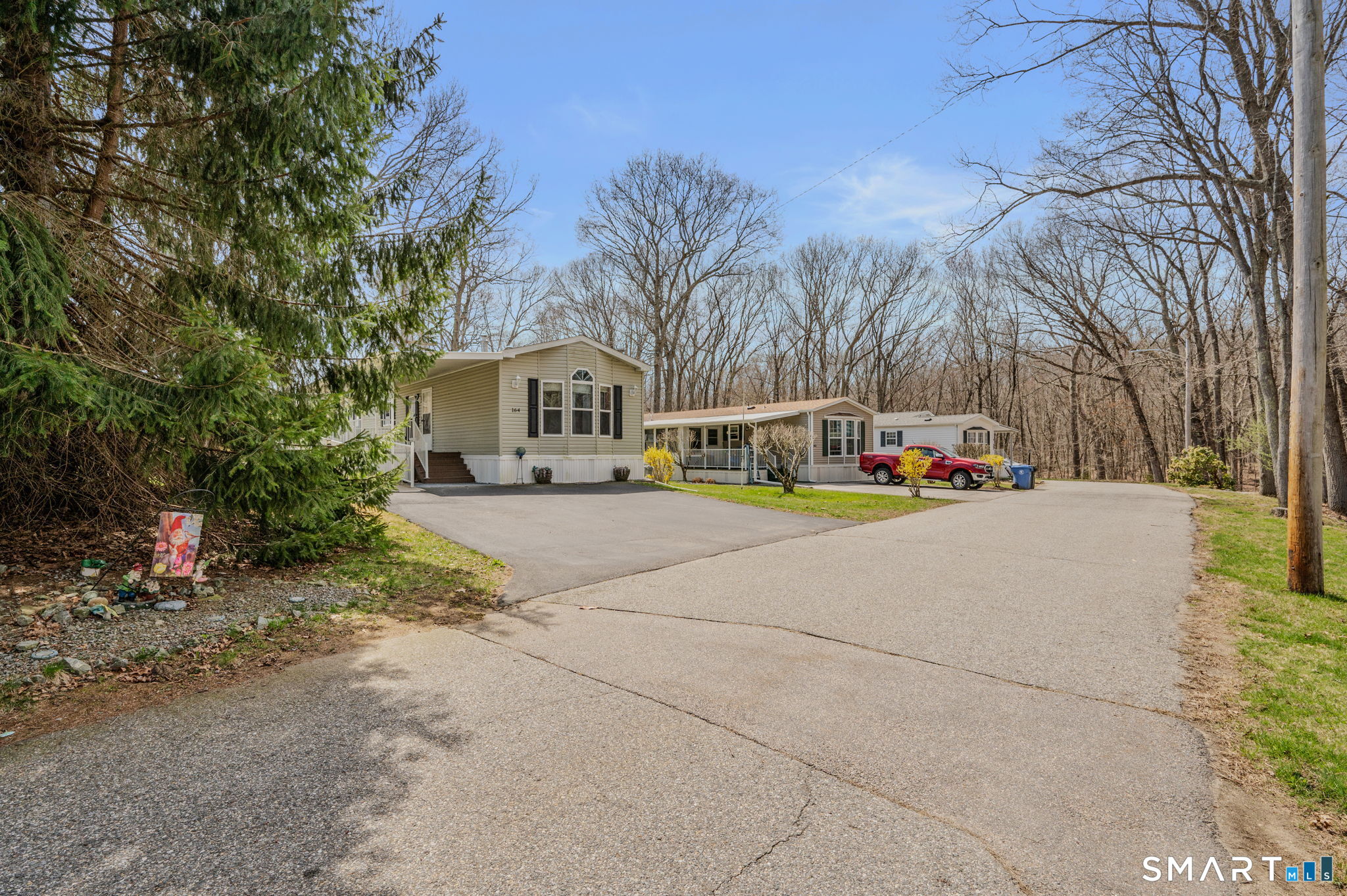 136 Hunters Road Norwich CT 06360