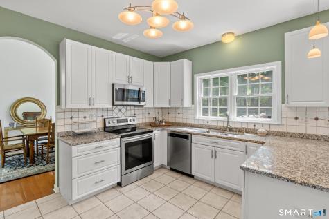 37 Cranberry Lane Middletown CT 06457