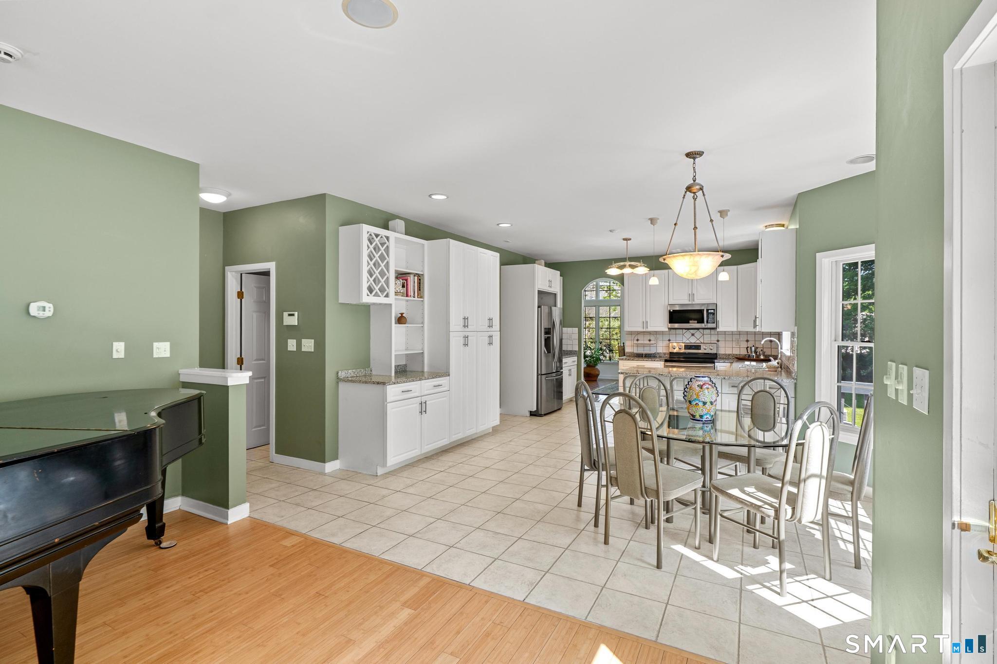 37 Cranberry Lane Middletown CT 06457