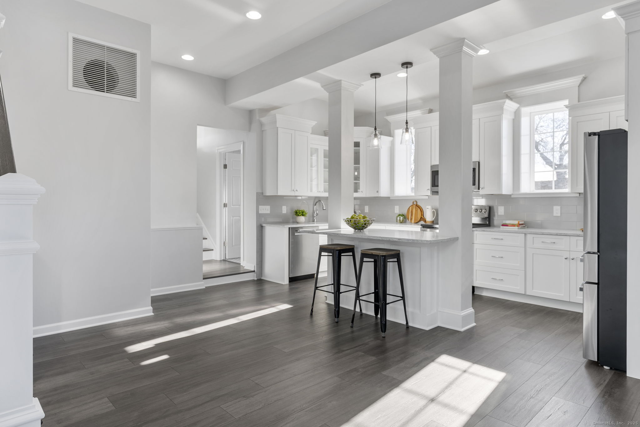 44 Hartford Avenue Old Lyme CT 06371