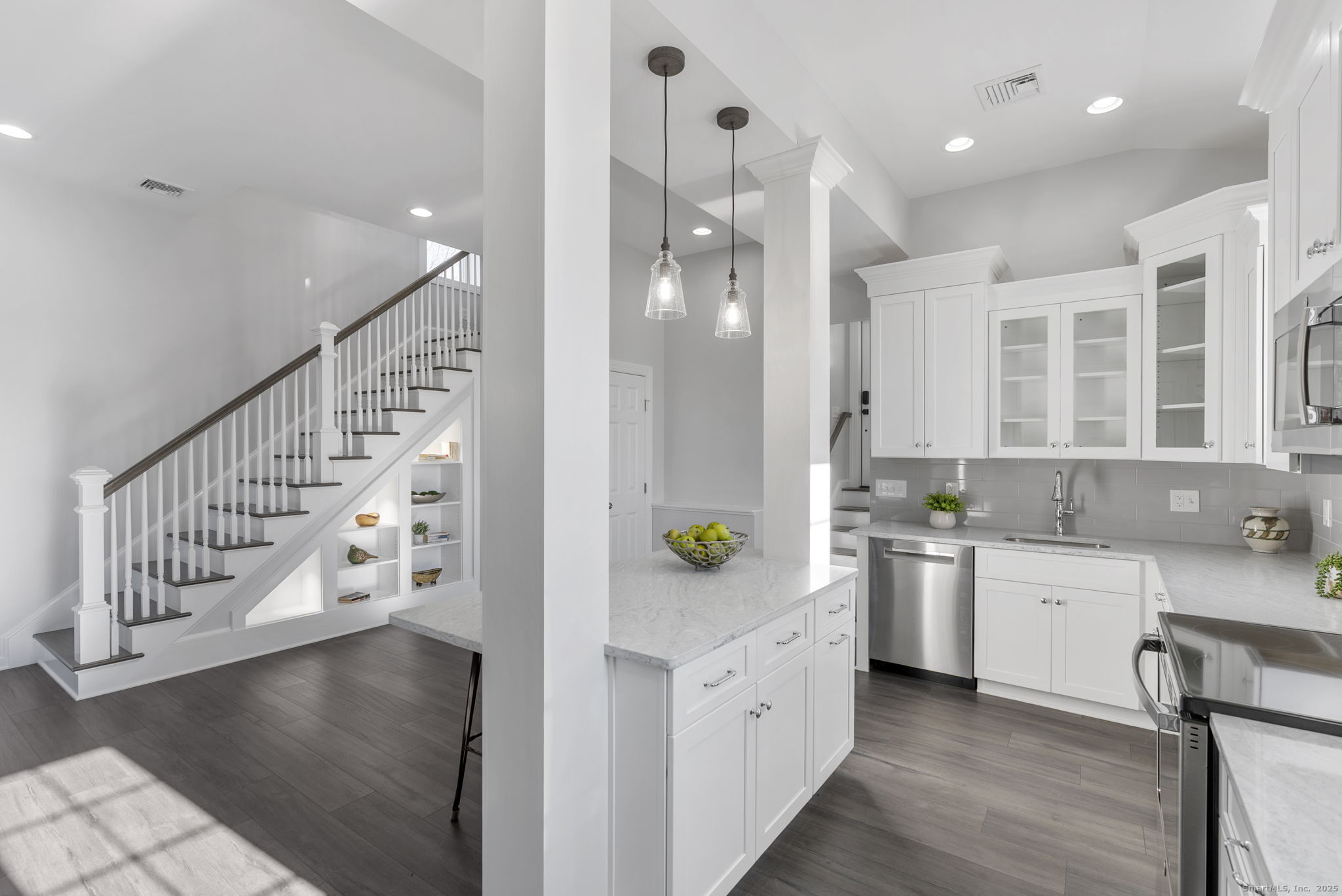 44 Hartford Avenue Old Lyme CT 06371