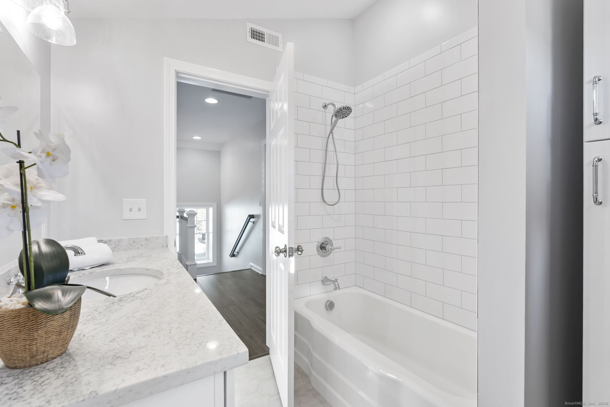 44 Hartford Avenue Old Lyme CT 06371