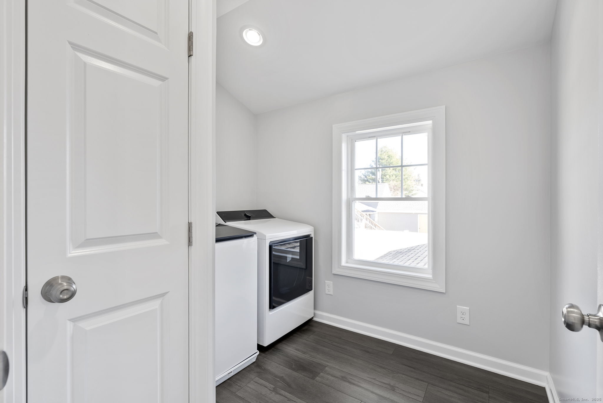 44 Hartford Avenue Old Lyme CT 06371