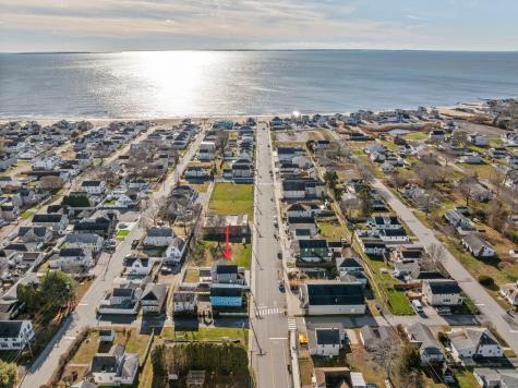 44 Hartford Avenue Old Lyme CT 06371