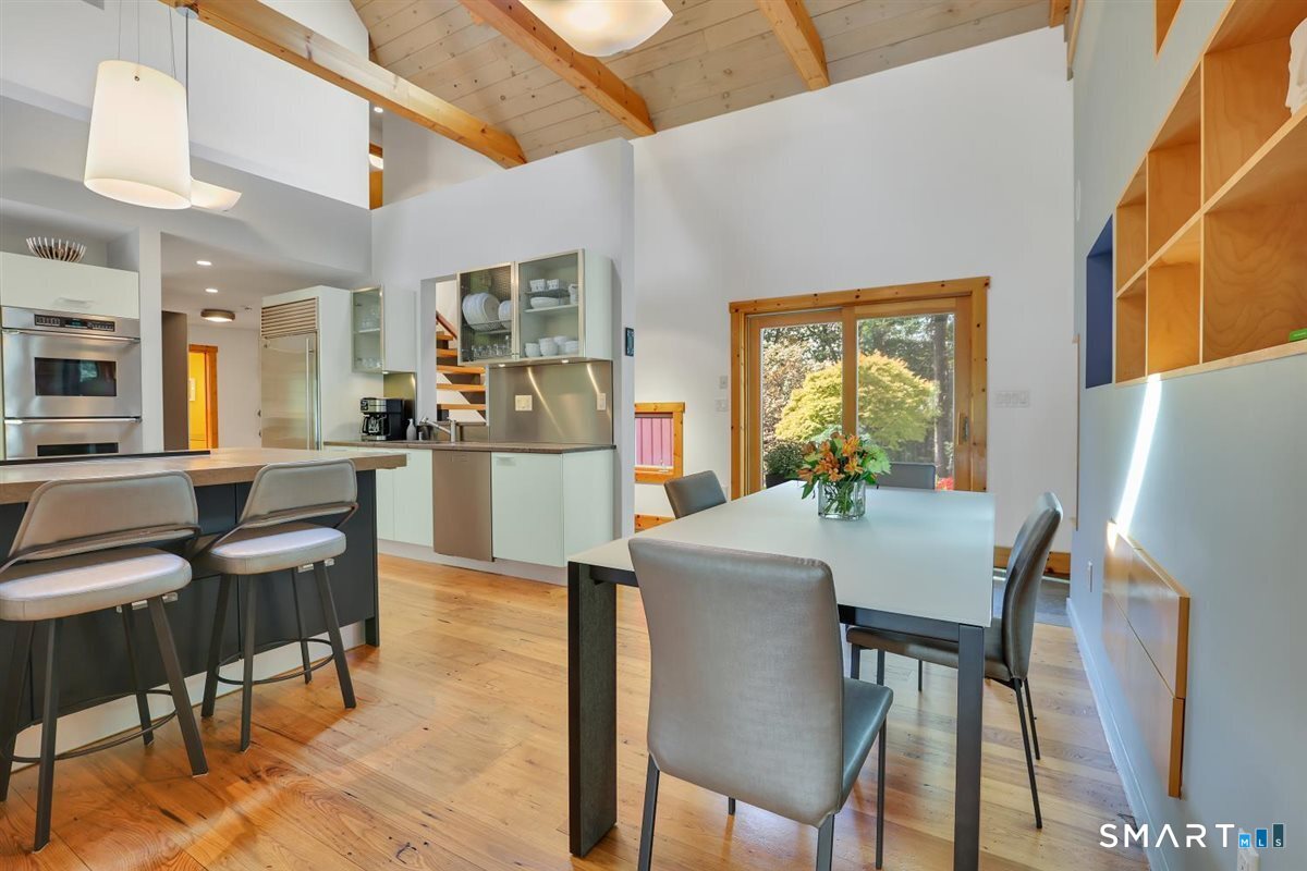 84 Hollister Drive Avon CT 06001