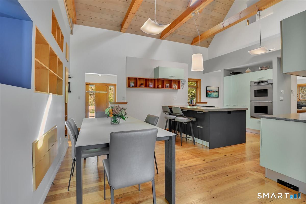 84 Hollister Drive Avon CT 06001